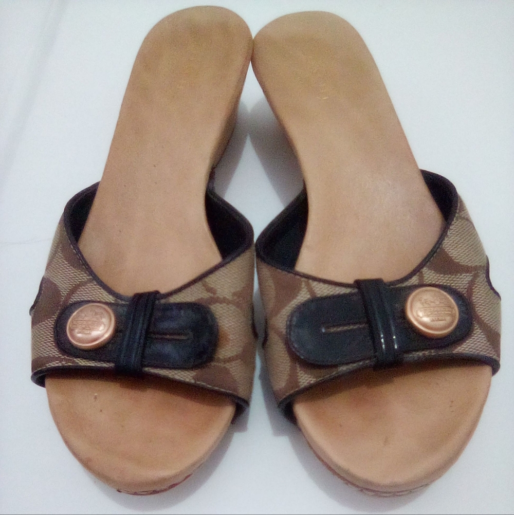 Coach Brown Signature Clog Sandals With Gold Accents Size 6B Vintage